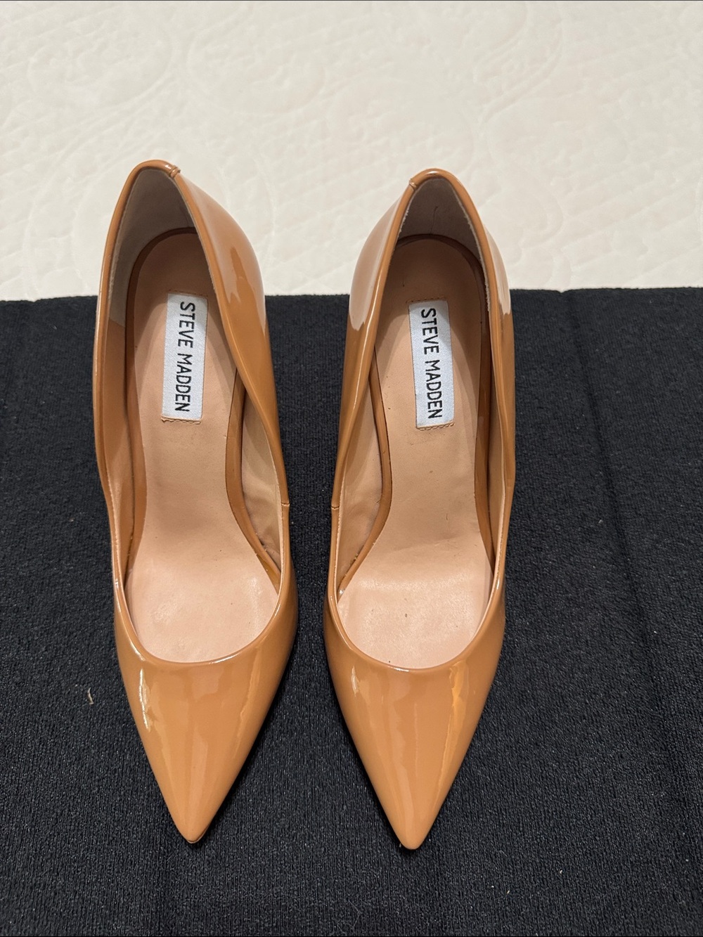 Steve Madden Nude Patent Pointed Toe Pumps Heels size 8